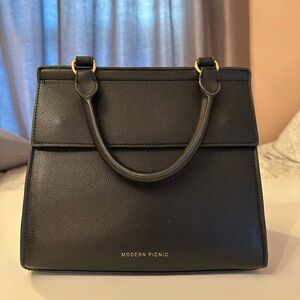 Modern Picnic - The Luncher